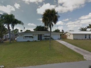 9943 Dogwood Ave, Palm Beach Gardens, FL 33410