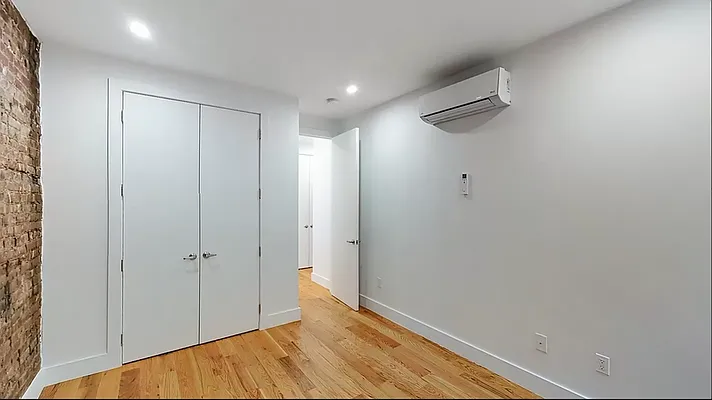 Rented by Hagstrom Management Inc | media 6