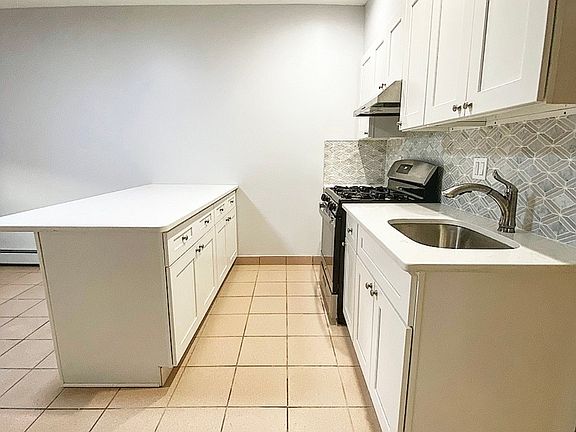 4th image of 22-71 43rd St #1