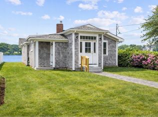 24 Cove St, Wareham, MA 02571