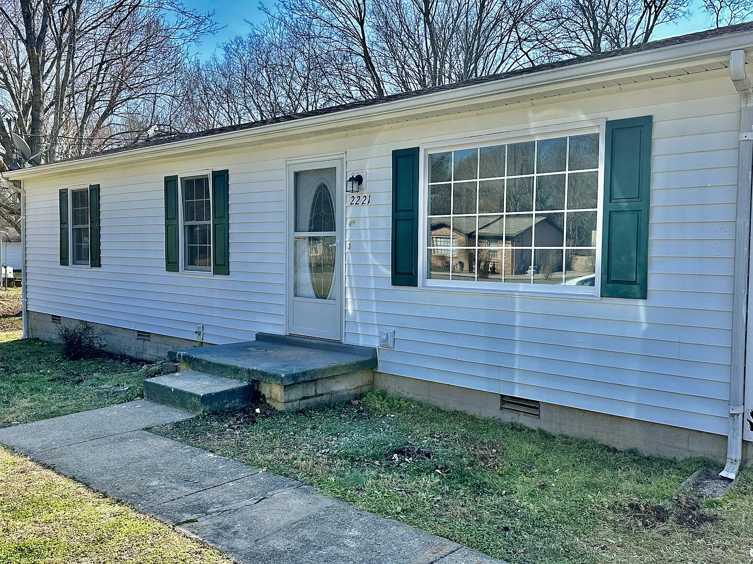 3 bed, 1.5 bath, 1057 sqft, $1,850 — Photo 1
