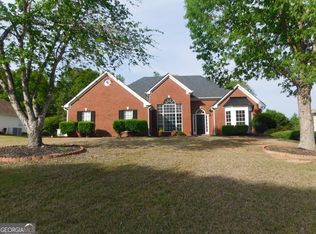 1907 E Bay St, Hoschton, GA 30548