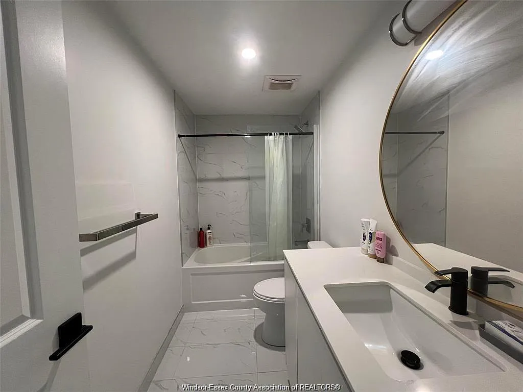 2 bed, 2.0 bath, 1095 sqft, $2,080 — Photo 4