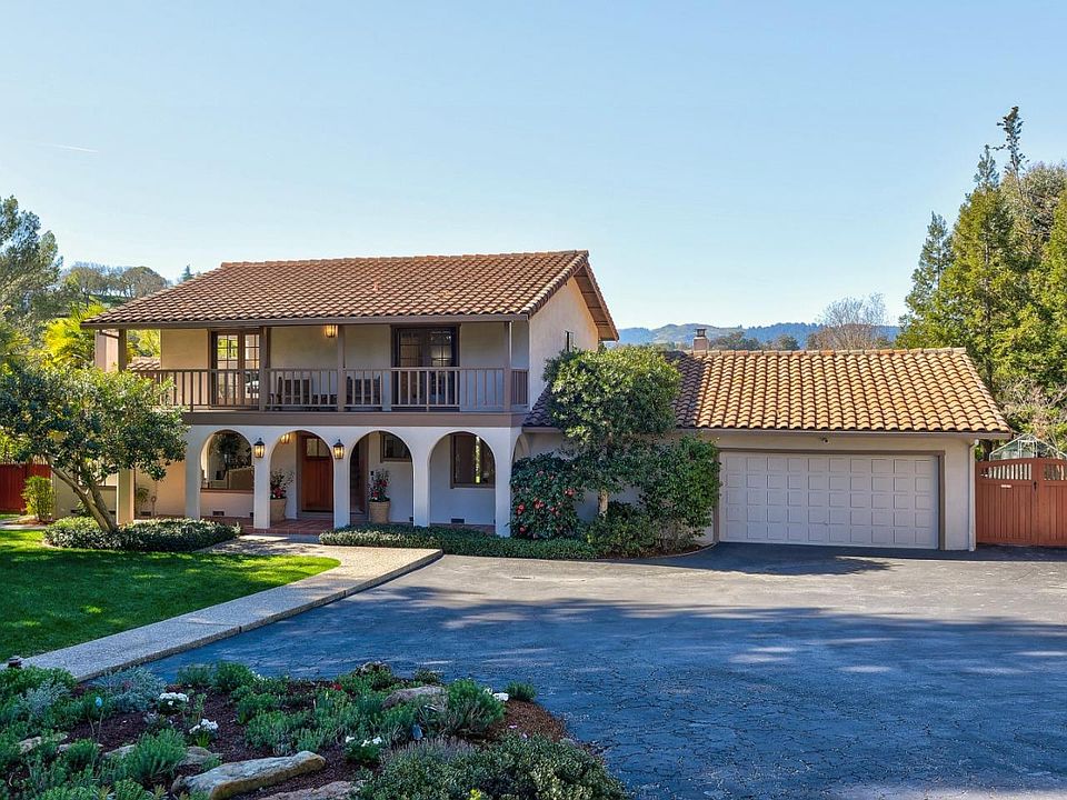 1st image of 28190 Radcliffe Ln