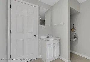 1429 Lakewood Rd — Photo 13