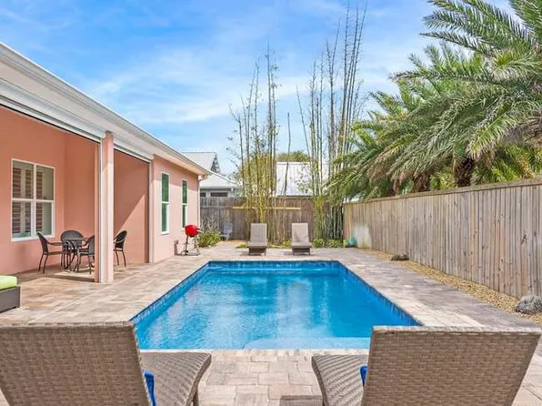 217 11th St, Saint Augustine, FL 32084