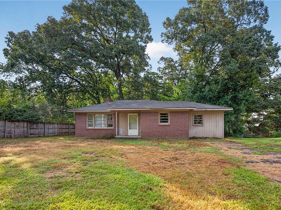 1st image of 676 Marcengill Rd