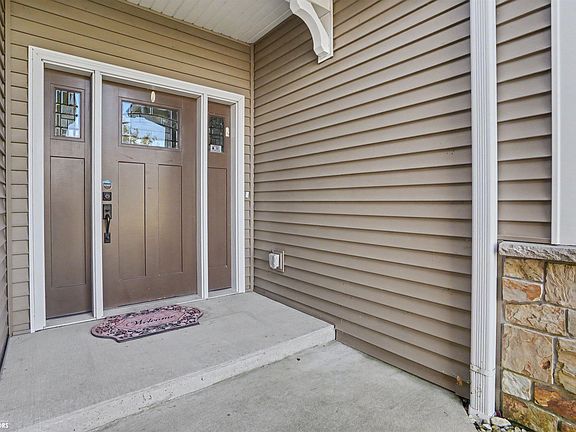 2nd image of 5193 Turnberry Ct