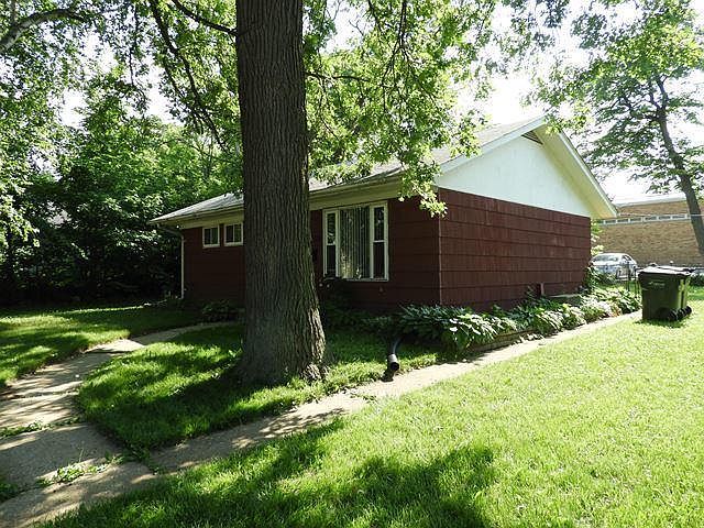 2nd image of 1708 Grove Ave