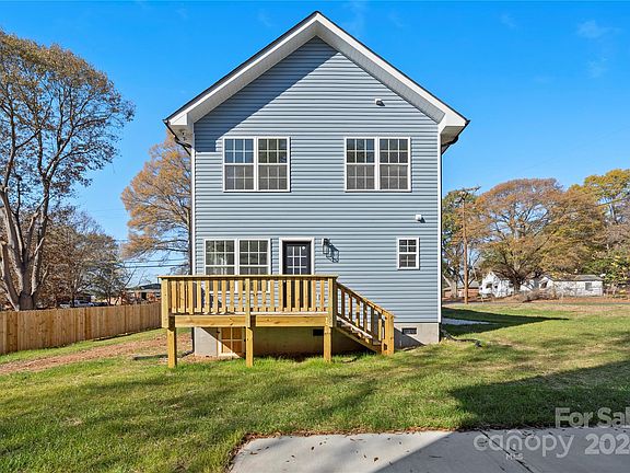 5th image of 1404 W Walnut Ave