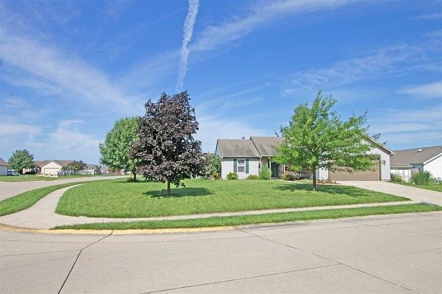 1st image of 660 Marquis Cir