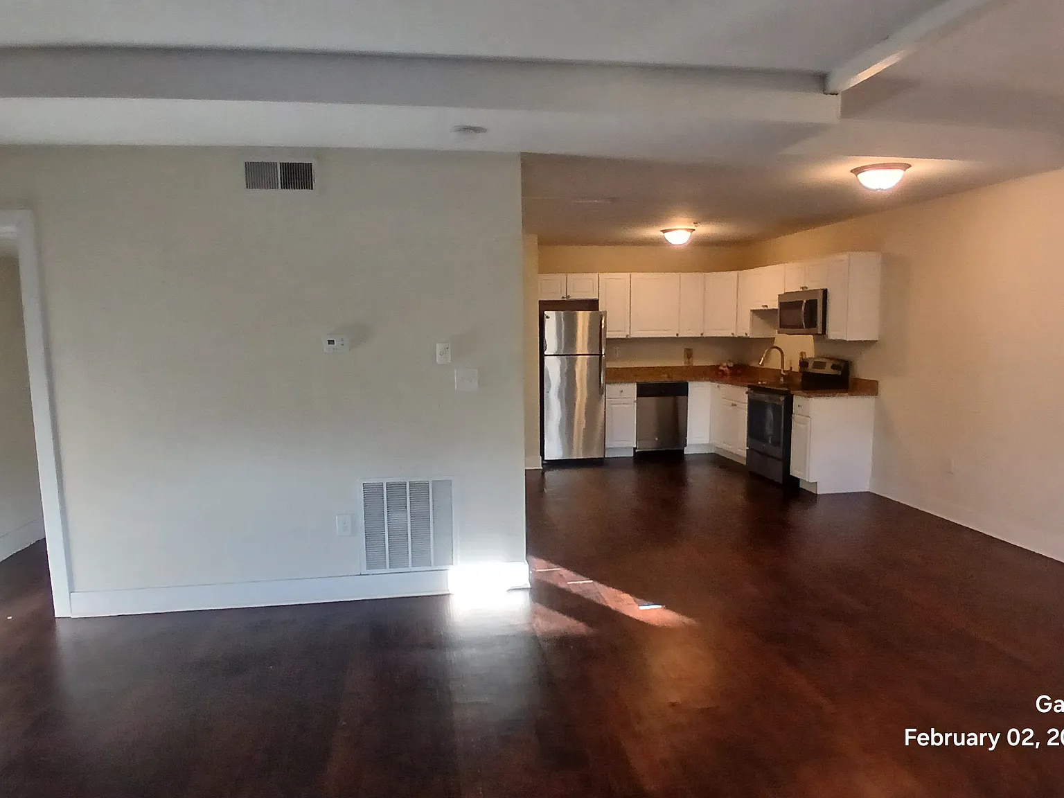 1618 Bank St — Photo 4