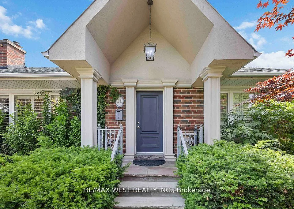 11 Duval Dr