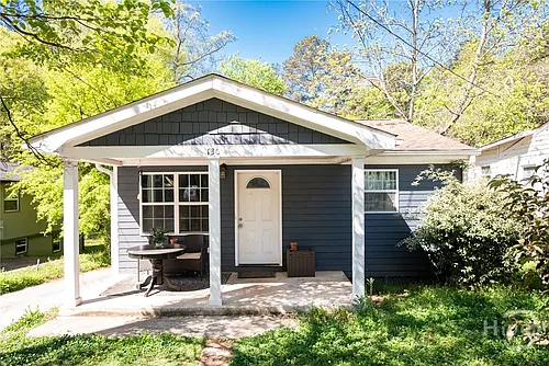 130 Magnolia St Photo 1