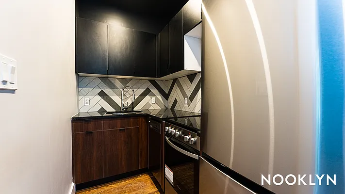 Rented by Nooklyn NYC LLC | media 12