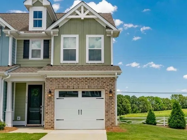 339 Stirrup Ct, Greer, SC 29651