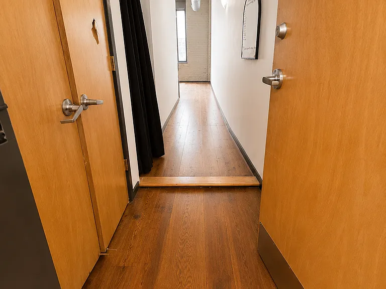 98 S 15th St #210 — Photo 2