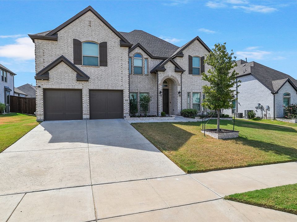 1st image of 1611 McMaster Ln