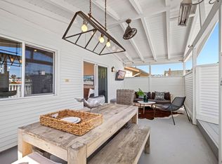 423 Iris Ave #B, Corona Del Mar, CA 92625