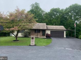 314 Farm Del Cir, Lititz, PA 17543