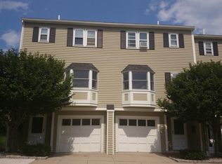 154 W 3rd St, South Boston, MA 02127