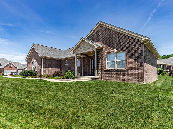 5th image of 845 Gabriel Dr