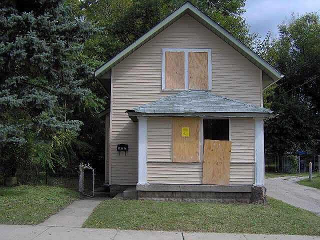 1st image of 3017 N Barnes Ave