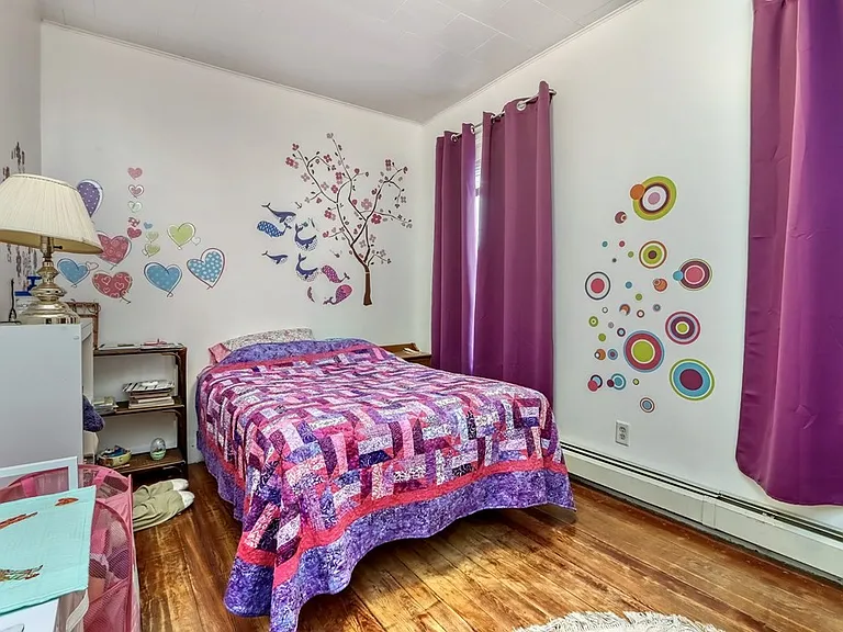 26 Oakland St #2 — Photo 4