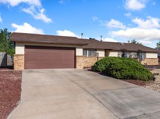 869 Bunker Rd SE, Rio Rancho, NM 87124