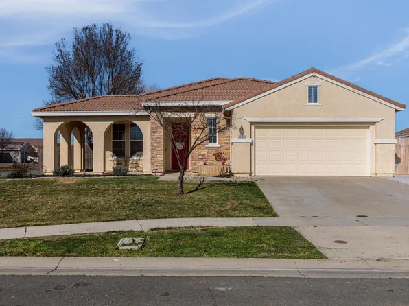 1029 Broken Spur Way, Plumas Lake, CA 95961