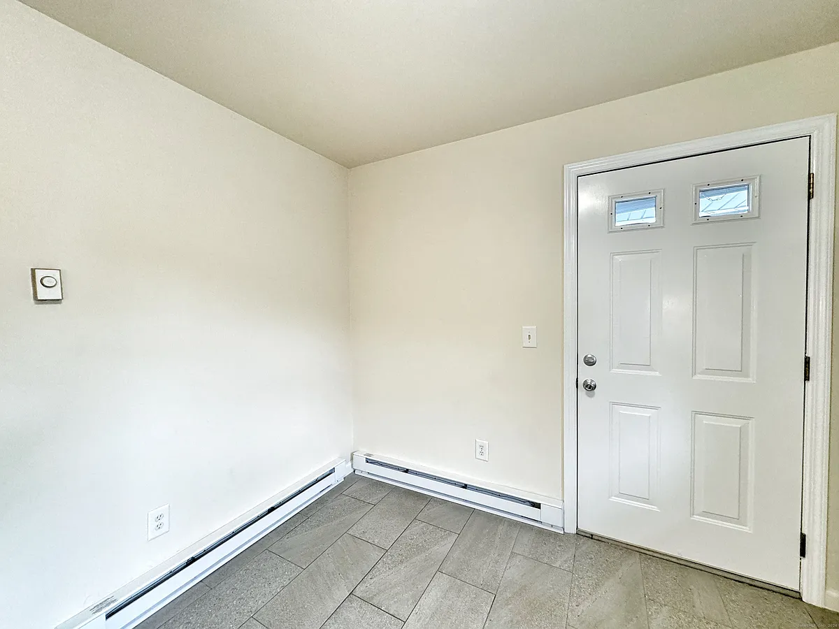 Building Photo - 37 Ferris Ave #14