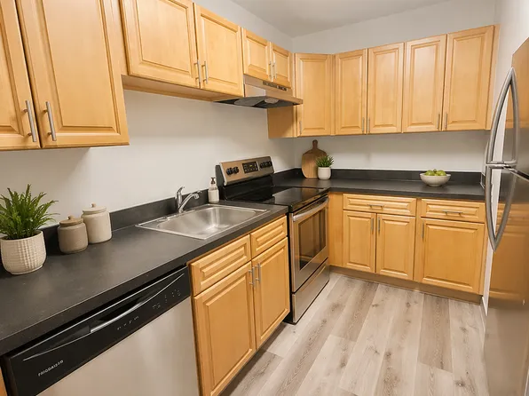 Hamilton on the Lake, 2248 Hamilton St #2B-2Ba-995Sqft, Allentown, PA 18104