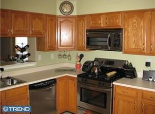 50 Pebble Ln, Blackwood, NJ 08012