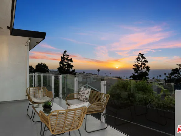 241 Calle Mayor, Redondo Beach, CA 90277