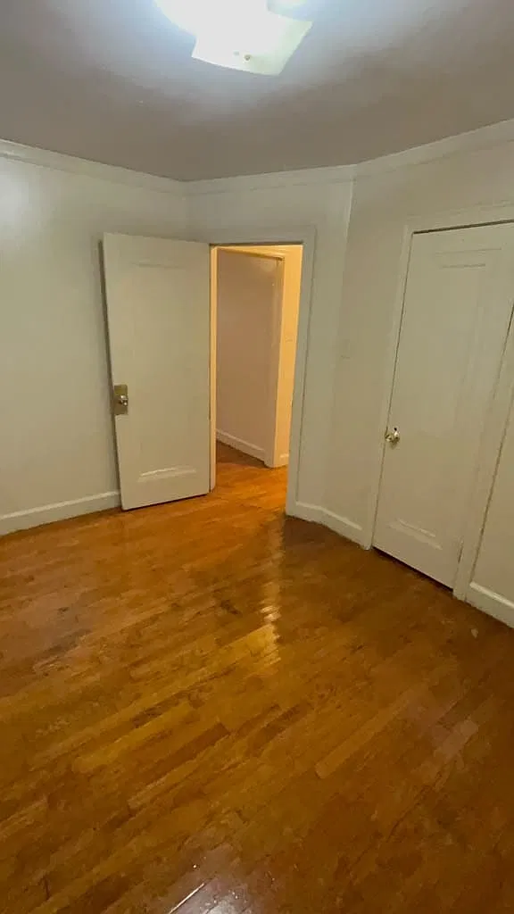 4 bed, 1200 sqft, $1,500 — Photo 3