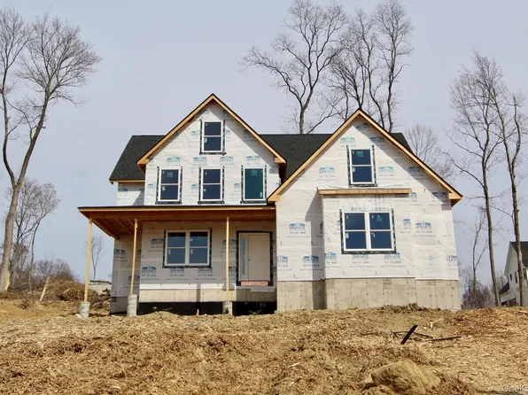 30 Tamarack Drive, Newburgh, NY 12550