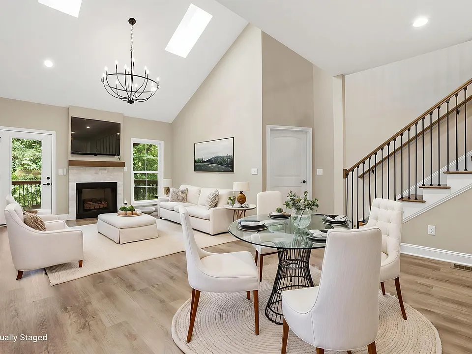238 Sugartree Ln