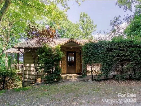 1698 Cabin Flats Rd, Sylva, NC 28779