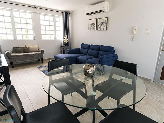 2nd image of 617 Calle San Mateo #5