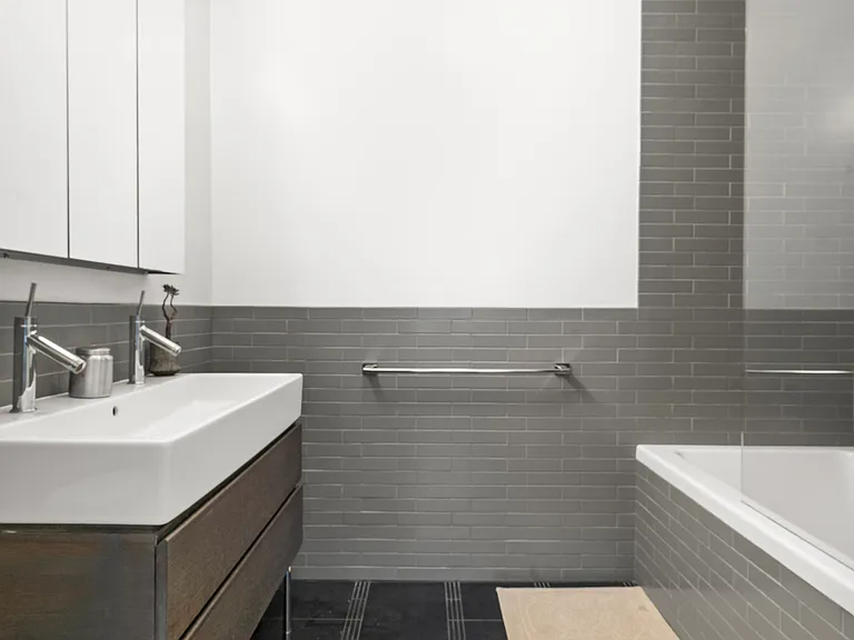 29 S 3rd St #3D — Photo 8