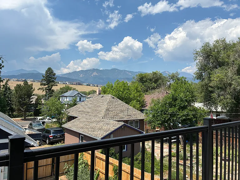 Incredible views of the front range and Pike's Peak