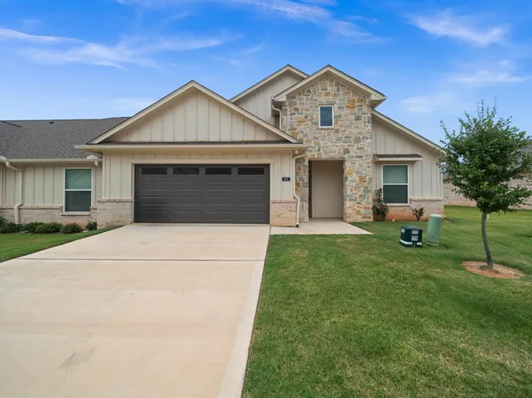 6135 Hamilton Meadows Way, Tyler, TX 75703