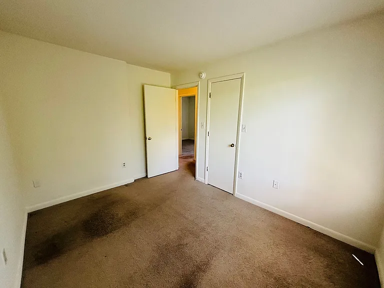 1210B University Ter — Photo 16