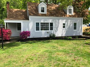 158 Travis Dr, Bridgeport, CT 06606