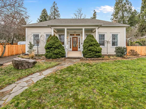 283 High St, Ashland, OR 97520