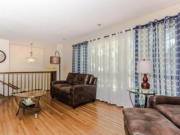 2nd image of 2610 Clover Dr