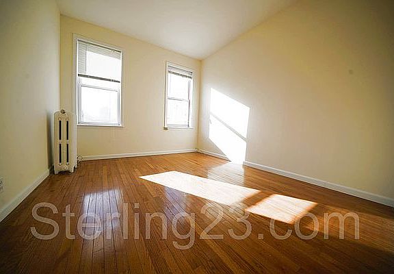 3rd image of 25-12 24th Ave #1B
