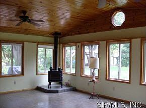3rd image of 42 Leon Dr