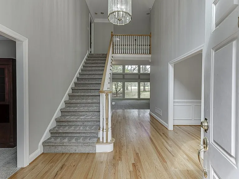 9345 Riverclub Pkwy — Photo 5