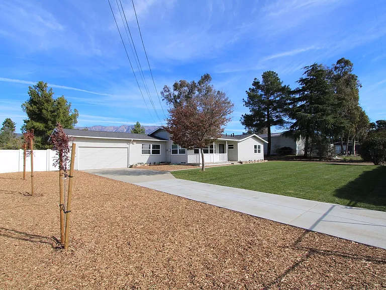 39670 Grand Ave — Photo 3